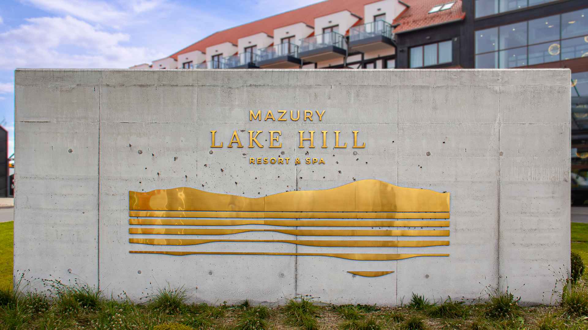 Lettere in lamiera d'oro lacie hill