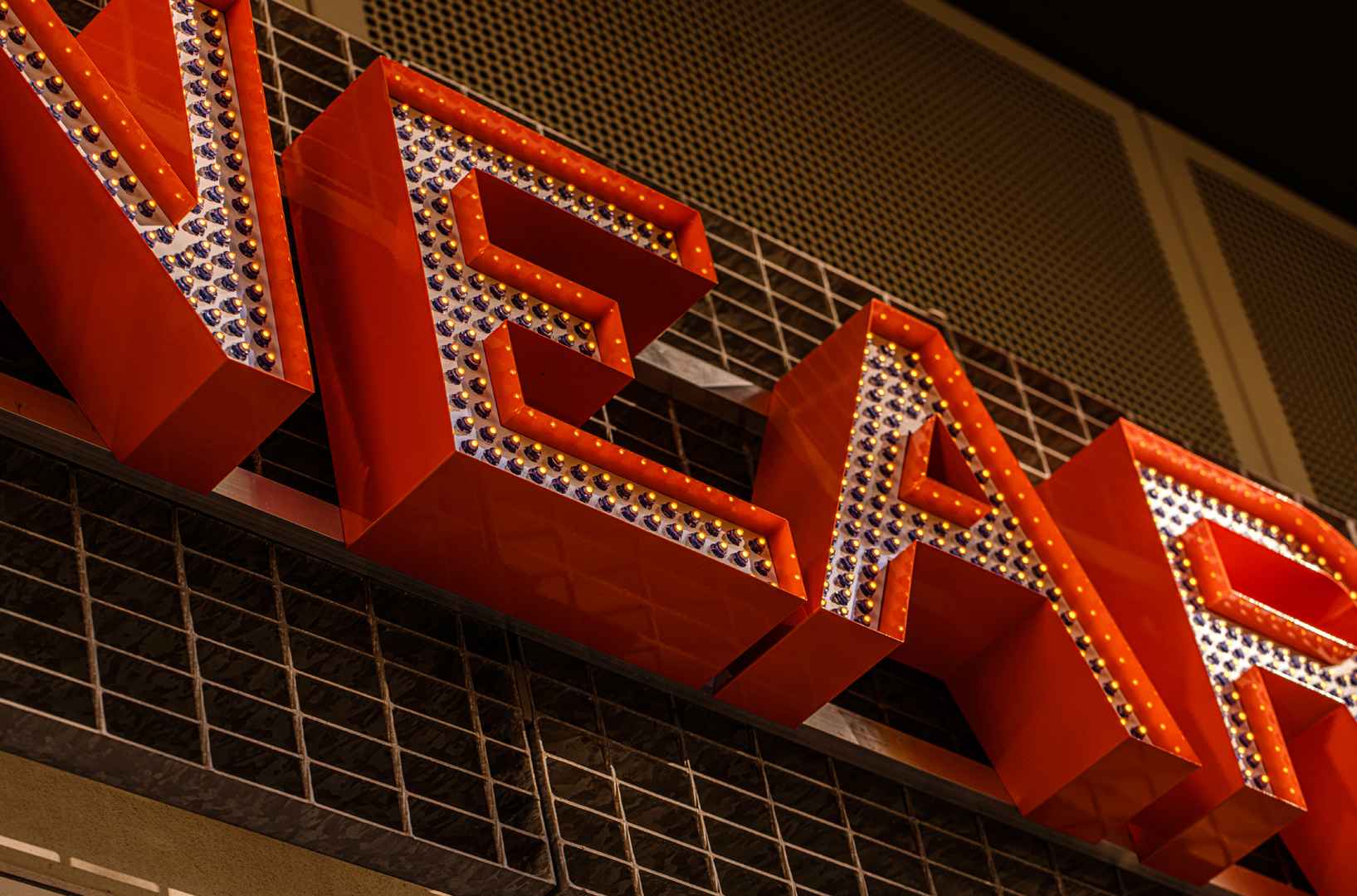 Letras LED de píxeles cercanos