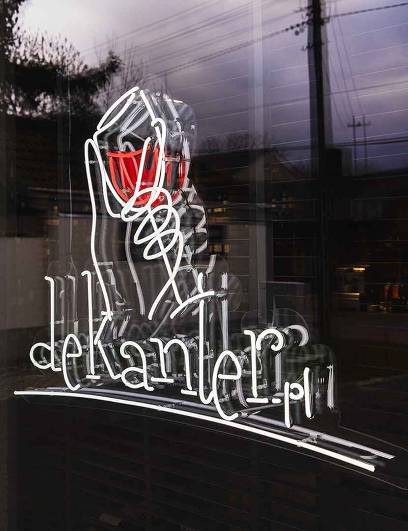 Neon su richiesta