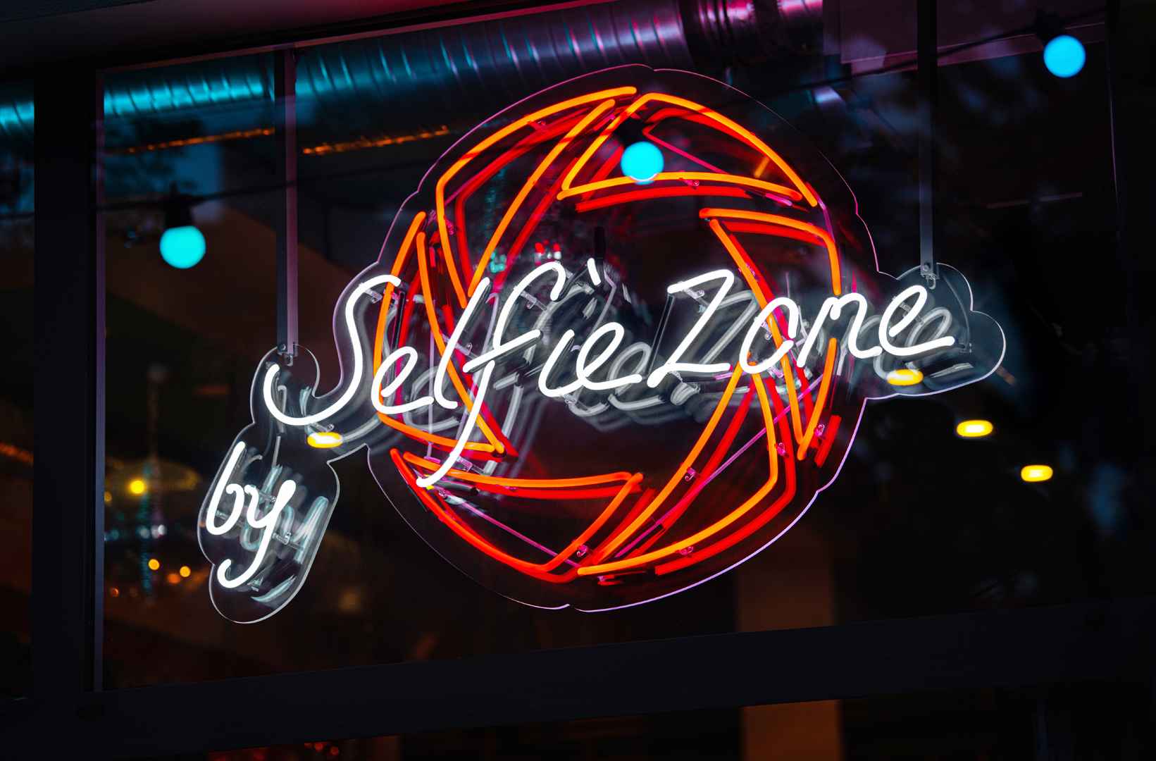Neon in vetro con gas