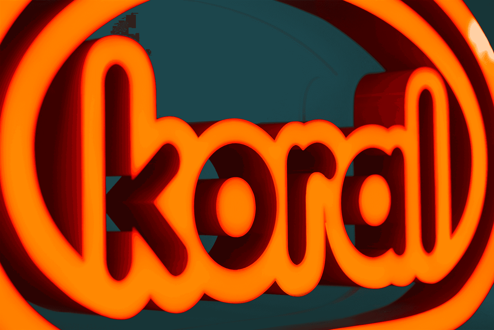 Koraal aangepast 3D-logo in roestvrij staal