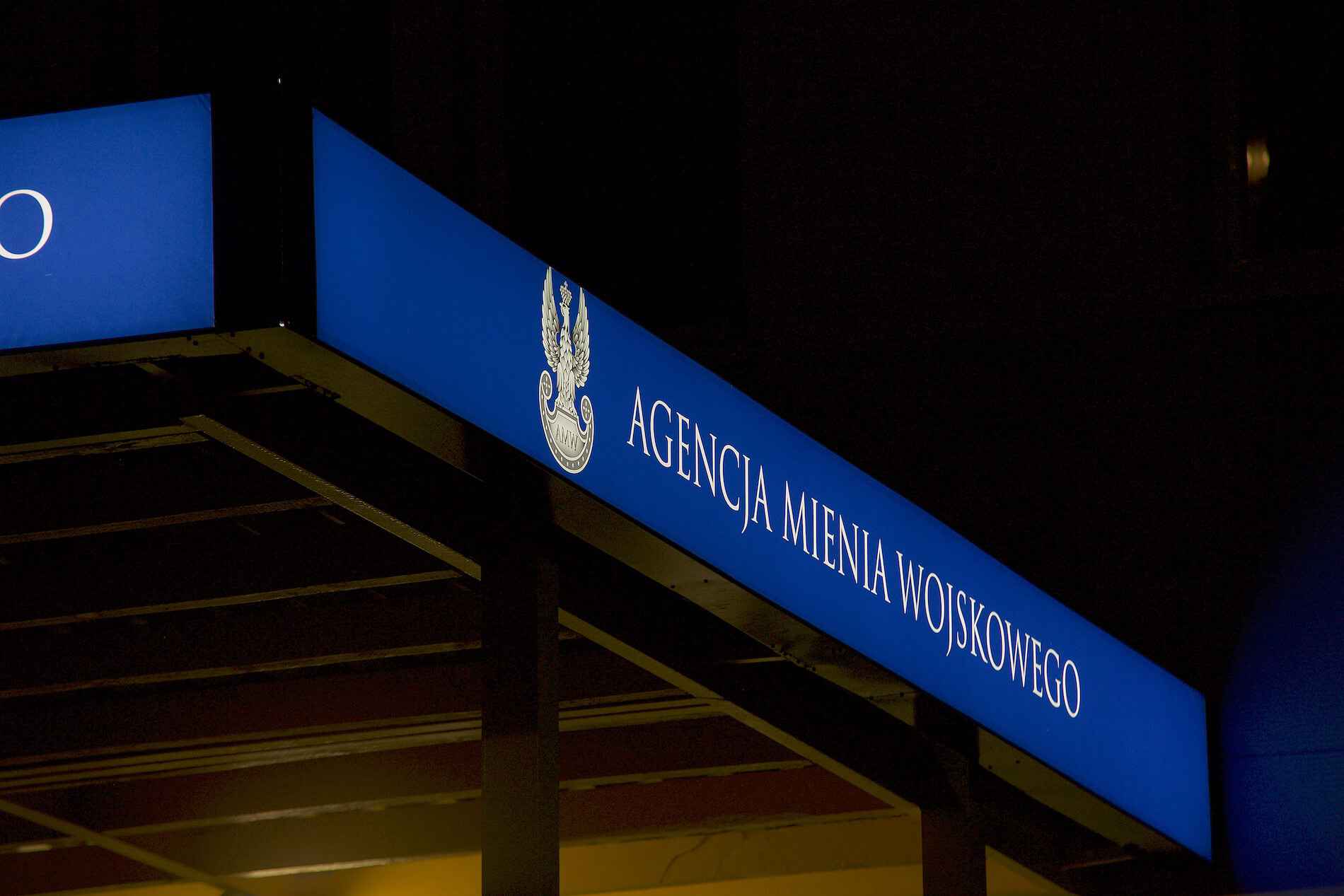 Agencja Mienia Wojskowego - kasetony wielkoformatowe