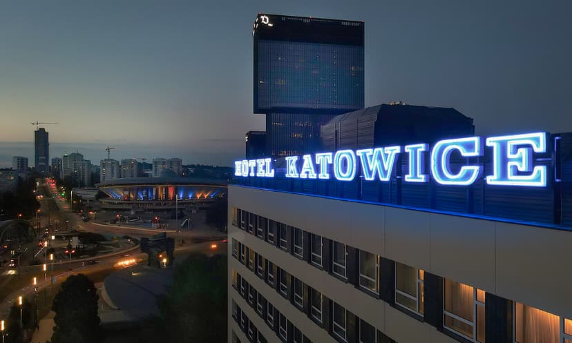 Hotel Katowice – die Rückkehr des kultigen Neons in neuer Form