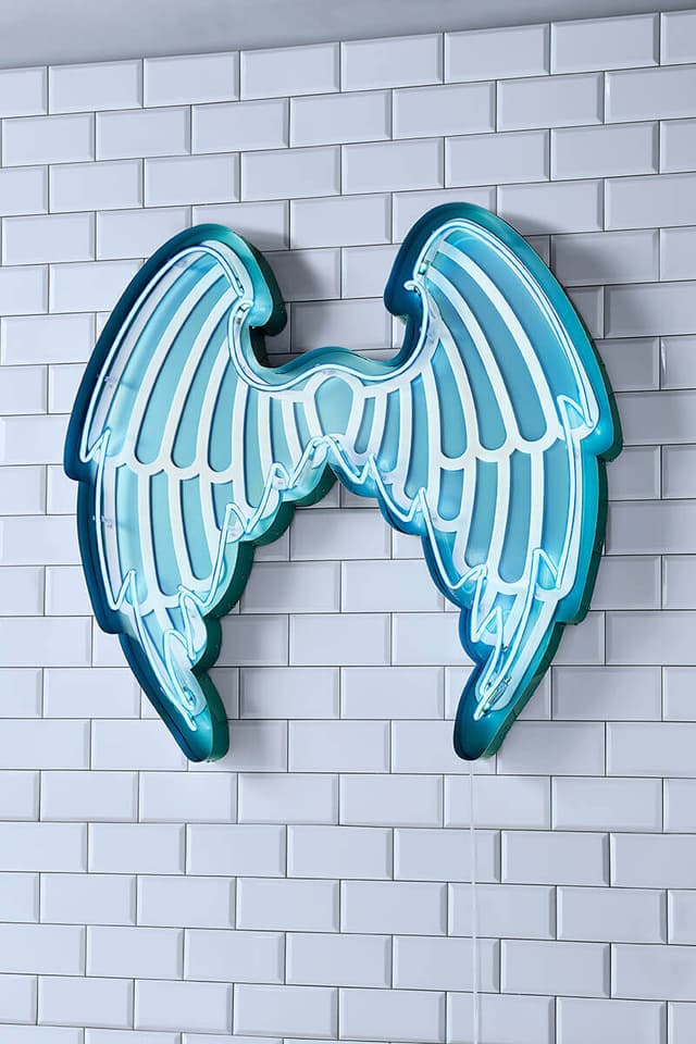 ALAS DE ÁNGEL DE NEÓN