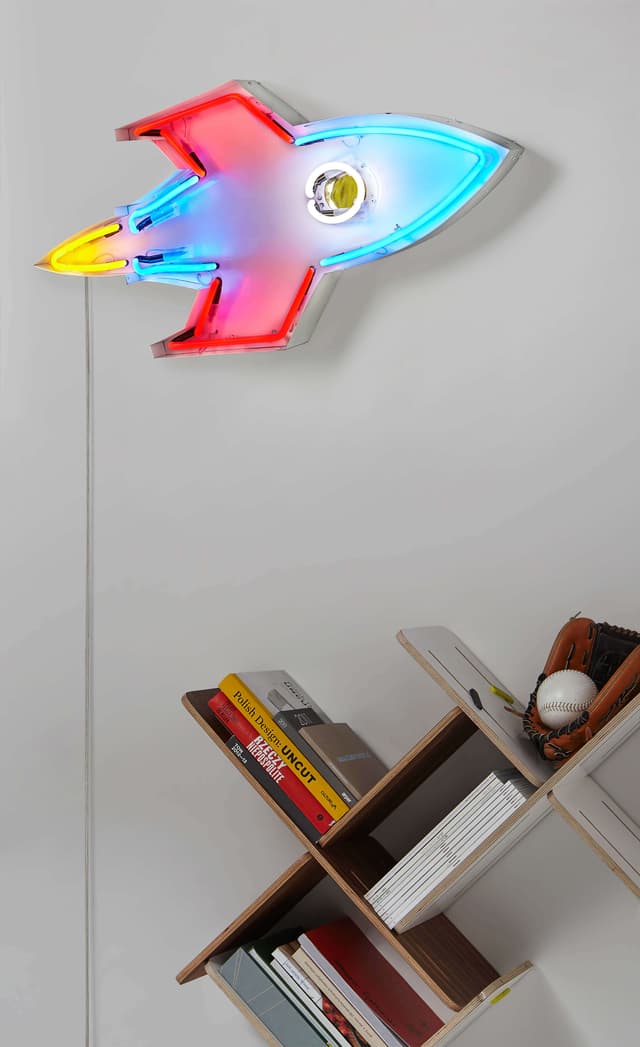 ROCKET IN FLIGHT INTO SPACE