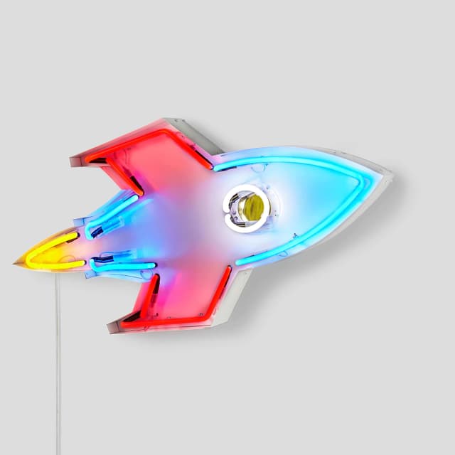 ROCKET IN FLIGHT INTO SPACE