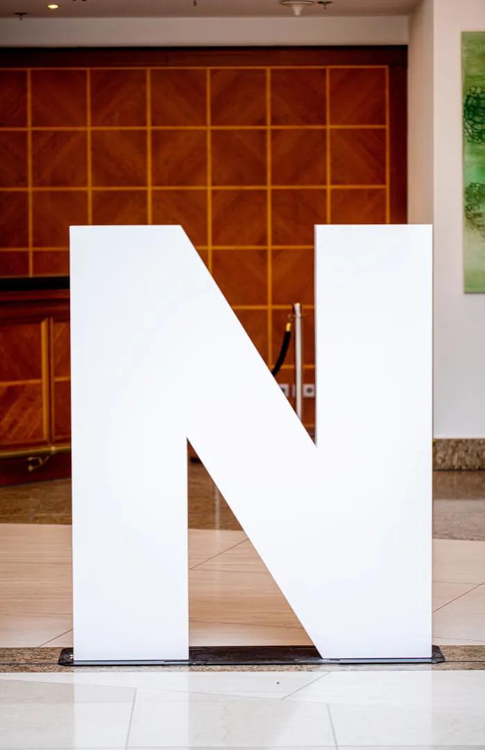 Pentera large format letters, 3D standing letters