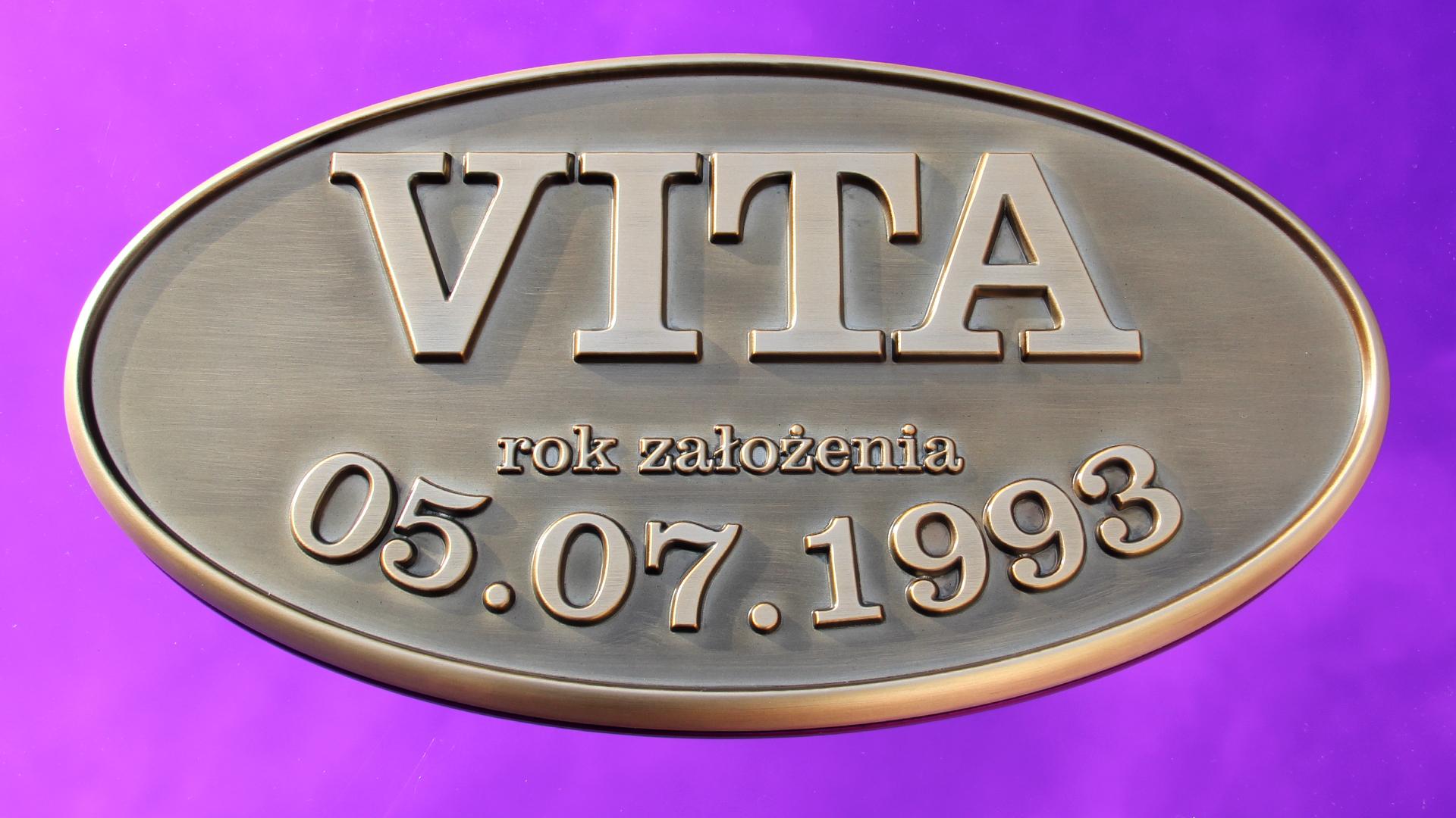 Targa commemorativa in ottone VITA