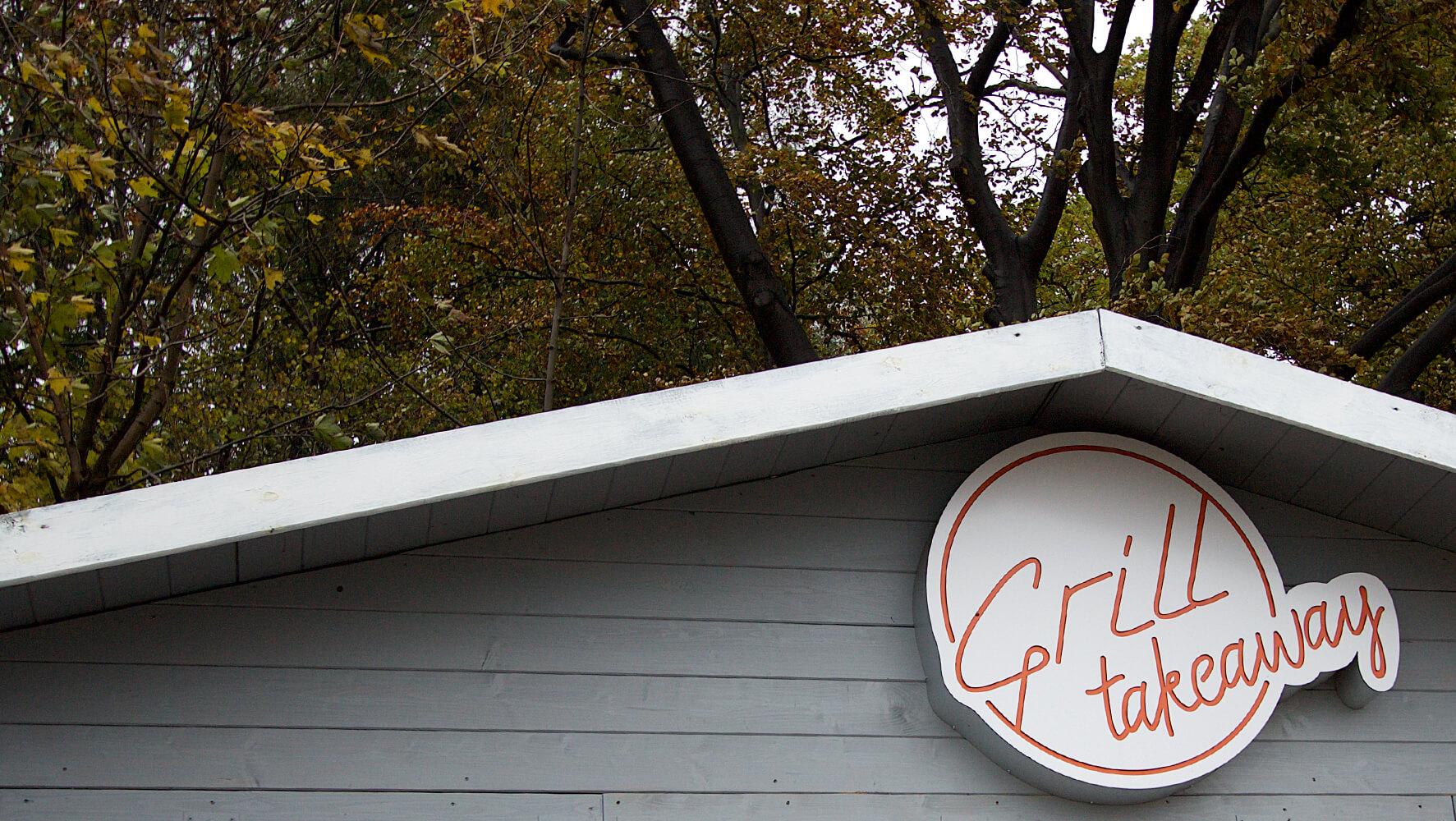 Grill Takeaway - LED coffer with company logo above the entrance