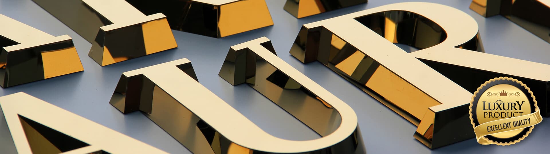 Litery z blachy nierdzewnej Litery z blachy nierdzewnej