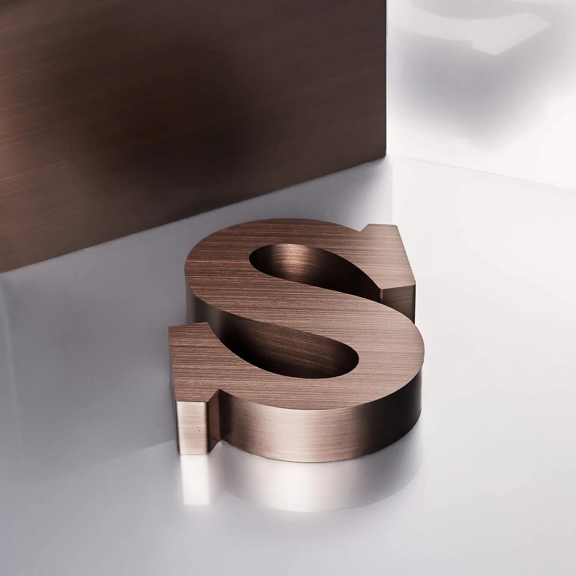 LITERY Z BLACHY ANTYCZNY BRĄZ SZCZOTKOWANE SATYNOWE METALOWE LITERY Z BLACHY ANTYCZNY BRĄZ SZCZOTKOWANE SATYNOWE METALOWE