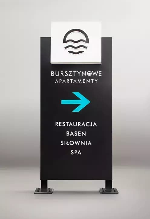 Kaseton Bursztynowe apartamenty totem wolnostojący pylon czarny podświetlany