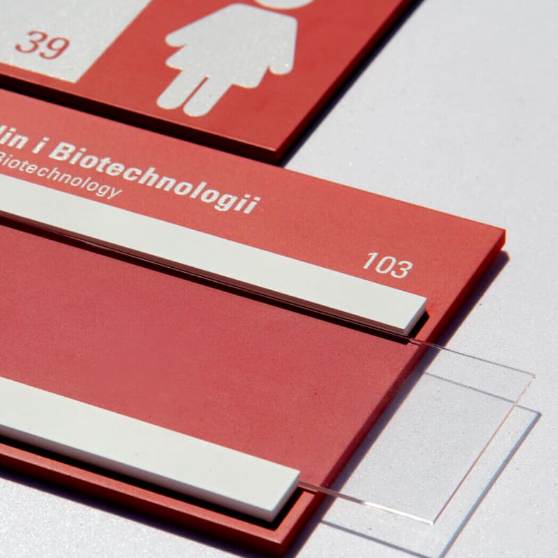 Austauschbare Informationsschilder