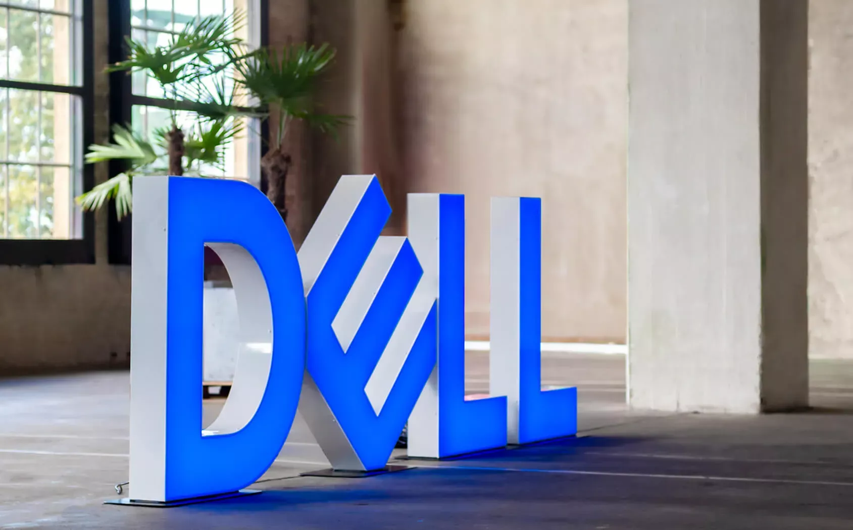 Dell-Briefe - Große freistehende Buchstaben