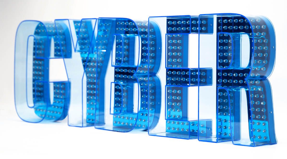 Cyber-LED-Pixel - 3D-LED-Buchstaben im Plexiglasgehäuse.