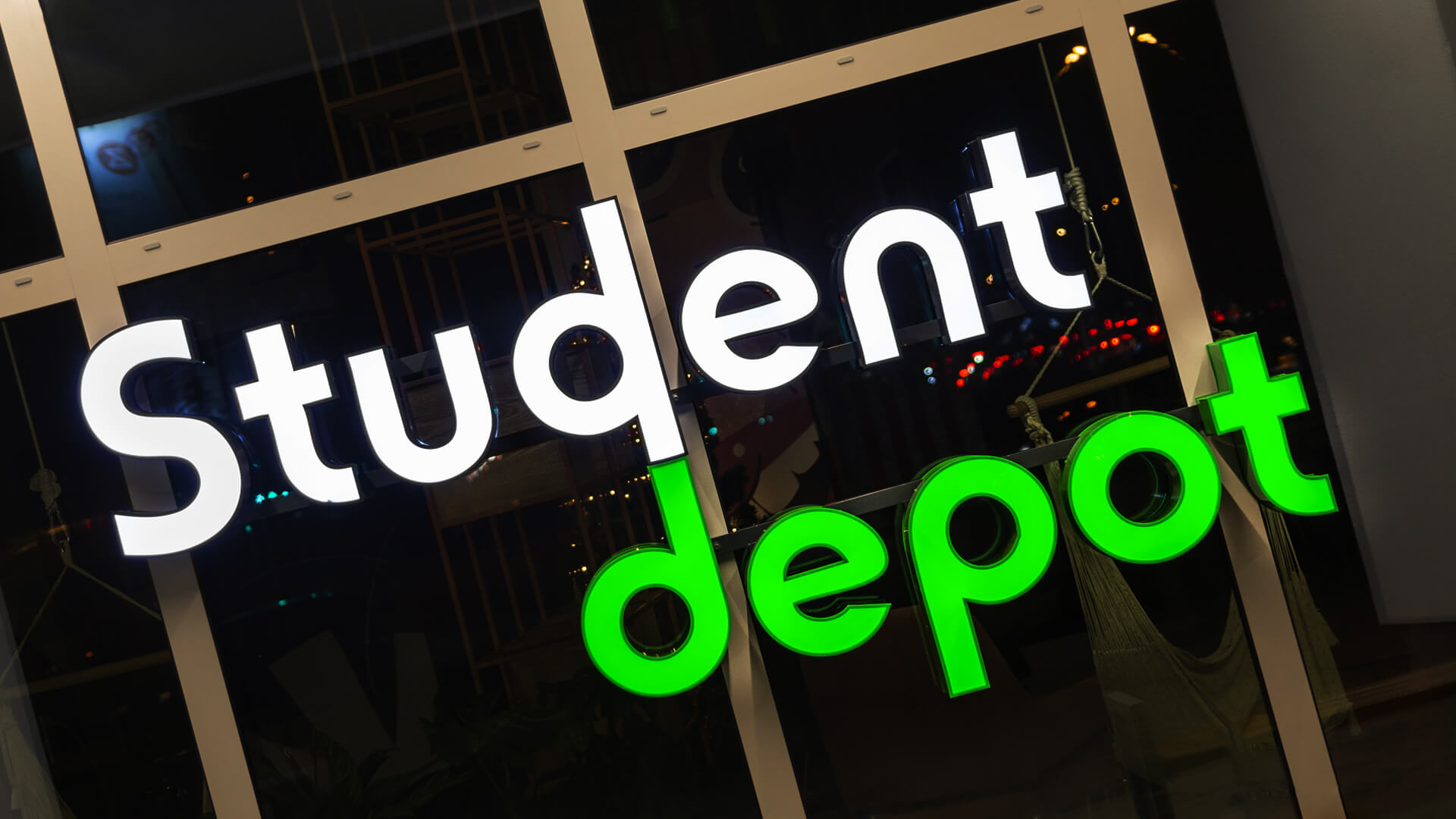 student-depot-space-lettering-at-the-entry-glass-lettering-green-lettering-for-order-logo-company-lettering-at-height-eye-lettering-from-plexi-gdansk-at (1)