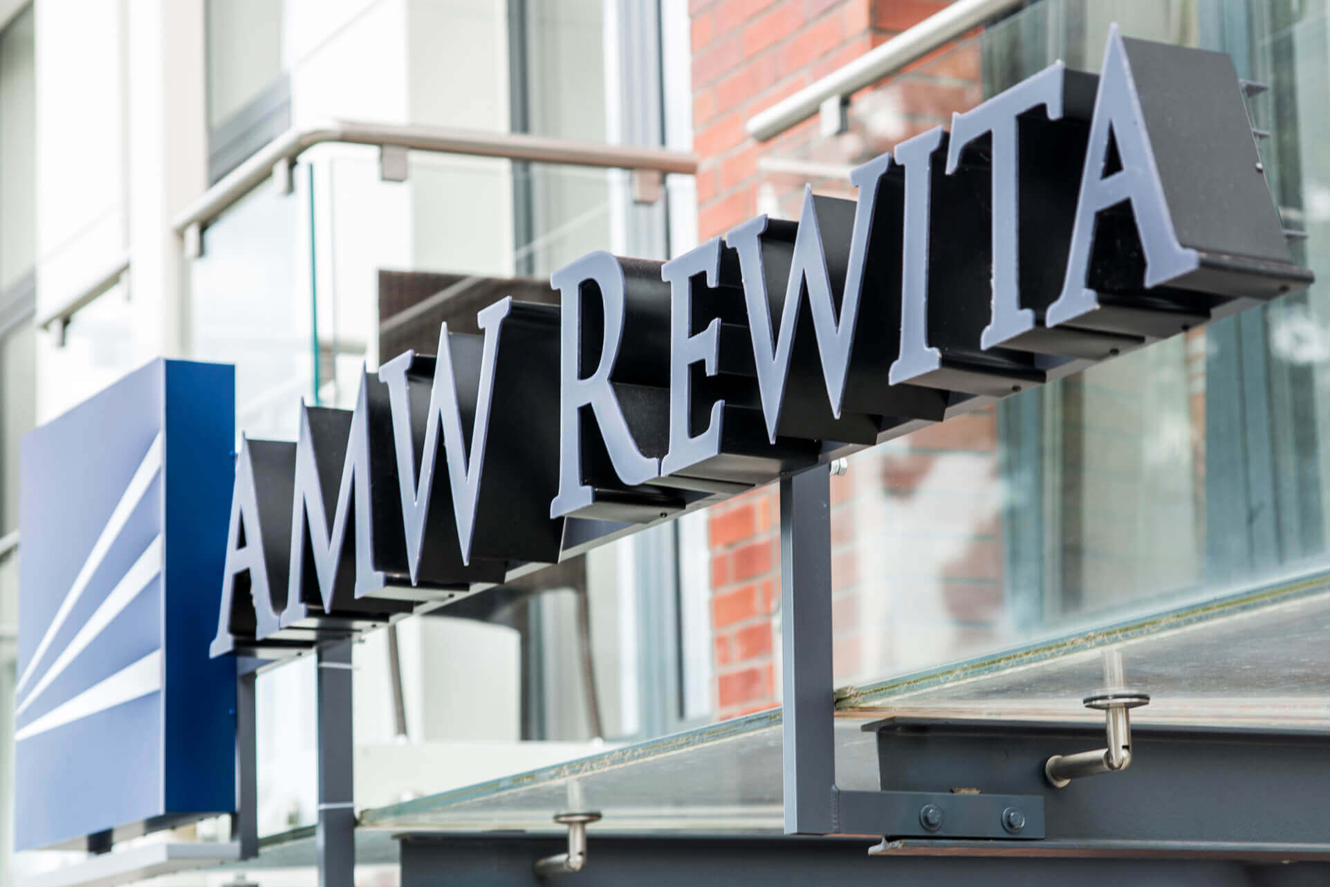 amw-rewita-sopot-reklama-litery