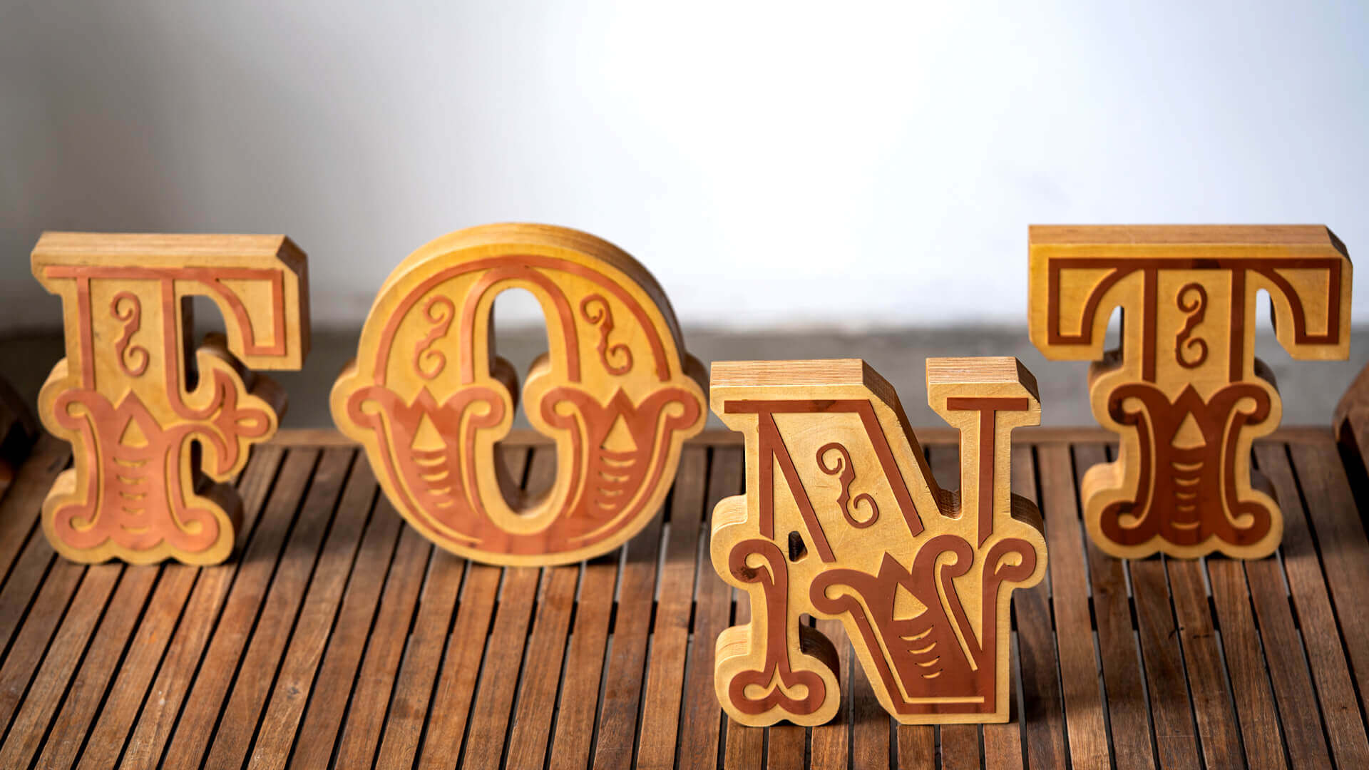 font;letters-decorative-wood-design-font-lites