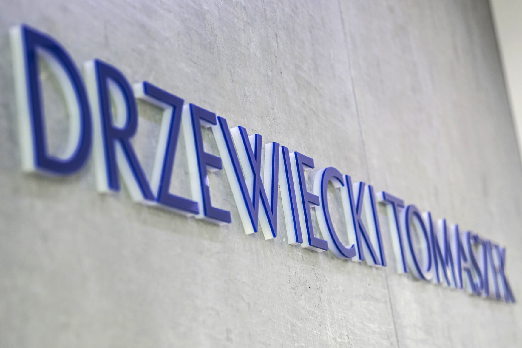 Drzewiecki Tomaszek - 3D spatial letters placed on the wall