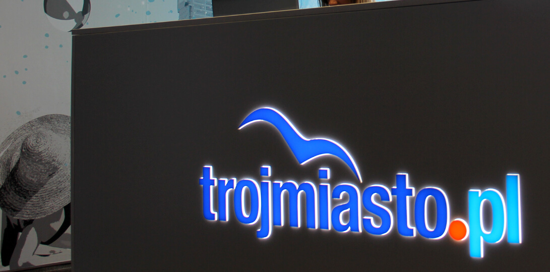 trojmiasto.pl - cofanetto pubblicitario a led con iscrizioni