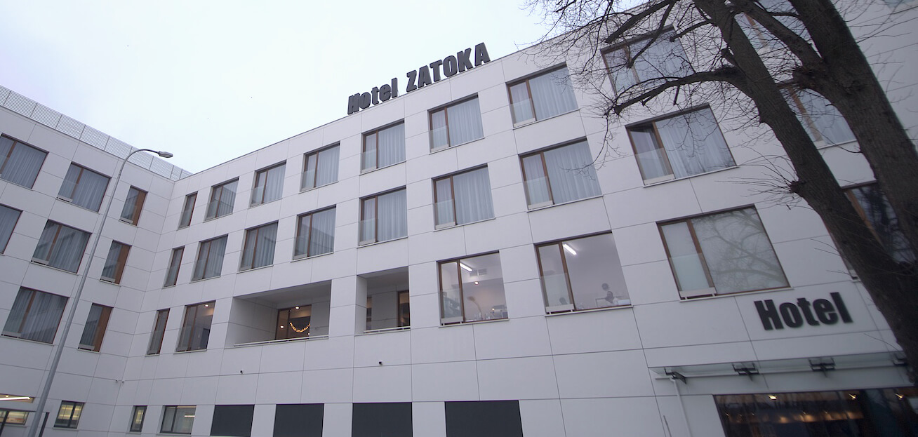 Hotel Bay - spatial LED letters made of Plexiglas placed on the wall