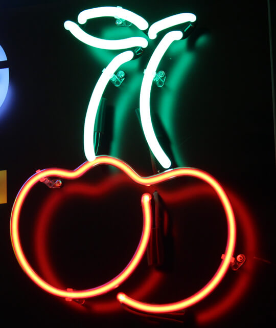 Sopot King Market - fruit made of neon, outdoor advertising