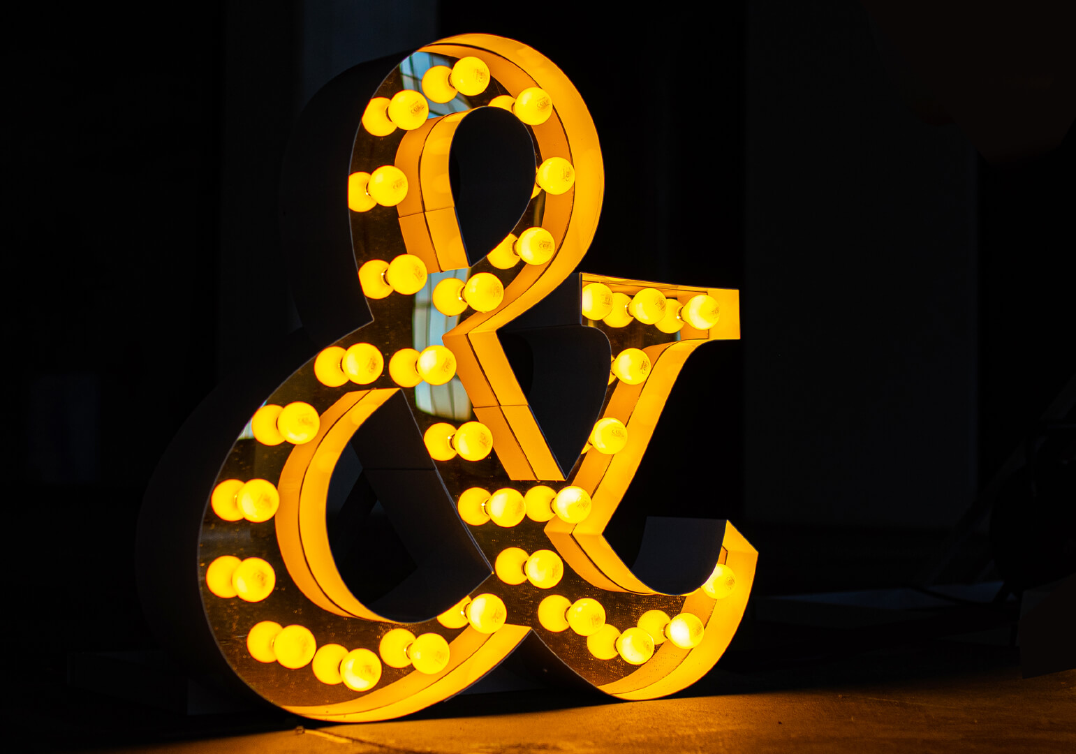 & letter with light bulbs - Lettering with light bulbs, sign &