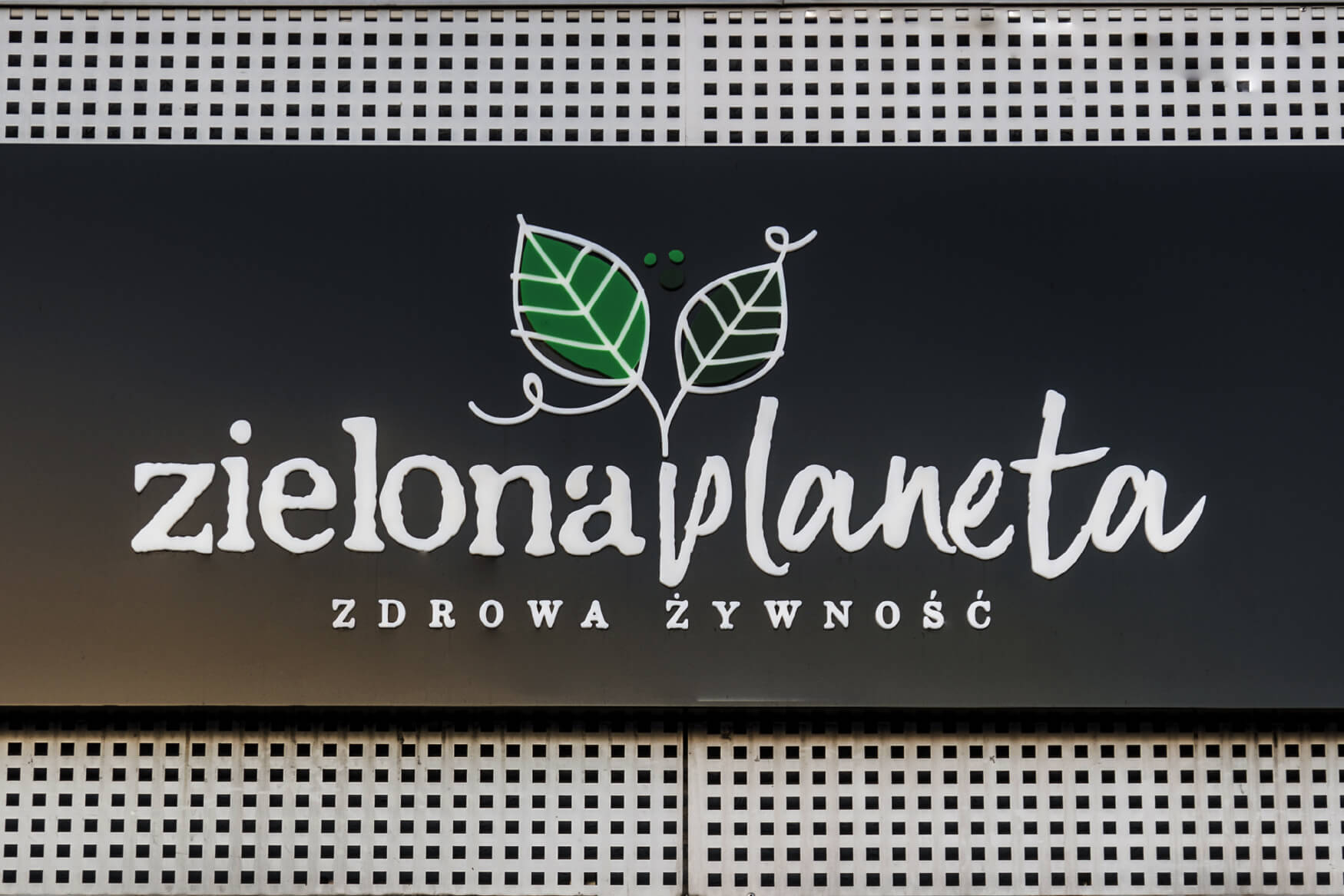 green planet - Zielona Planeta - illuminated advertising coffer with letters and spatial logo
