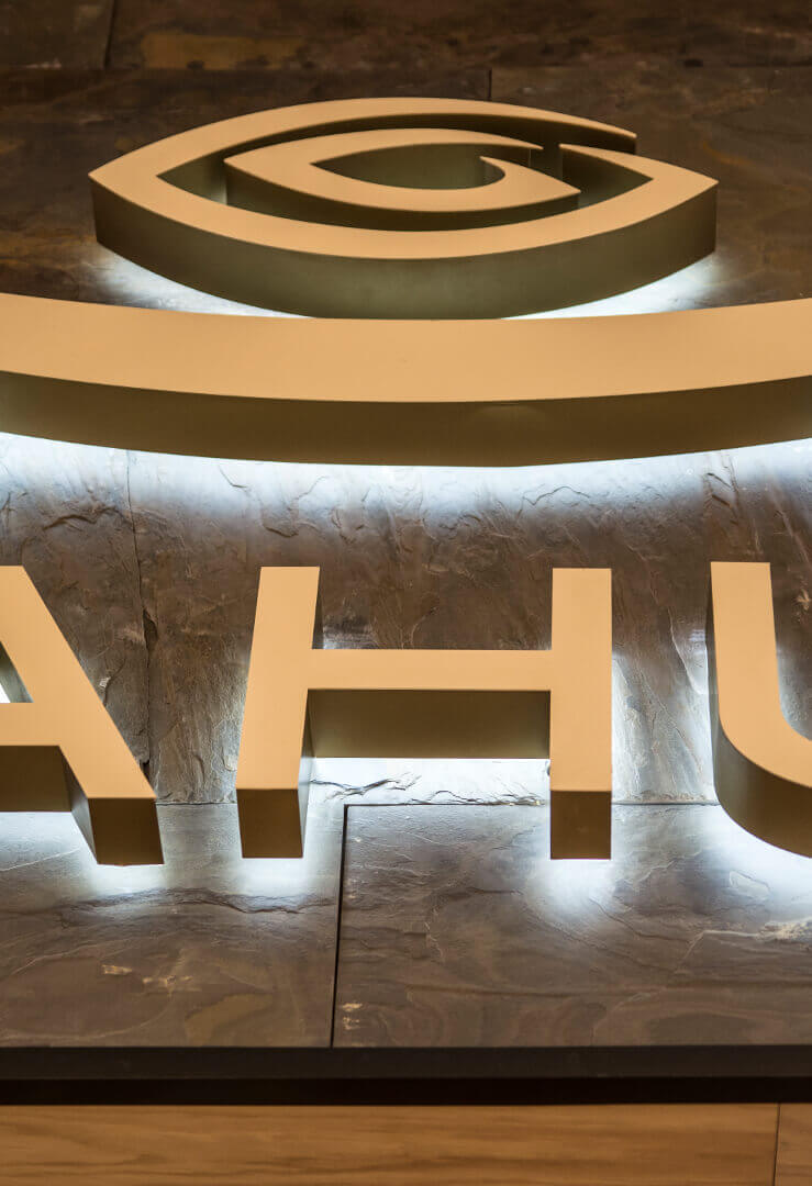 NAHUA - Nahua - LED light letters placed on the wall, visible halo effect