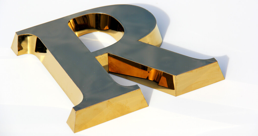 ads Luxury - Letters made of polished stainless steel