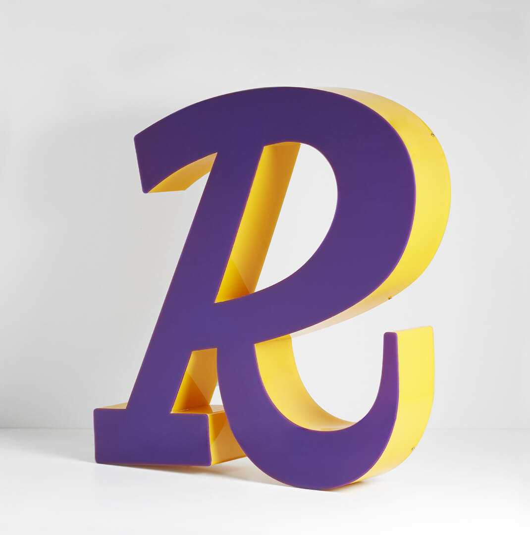 lettera r in plexiglass - lettera-r-prototipo-illuminato-lettera-r-3d-led-retro-futuro-r-lettere-led