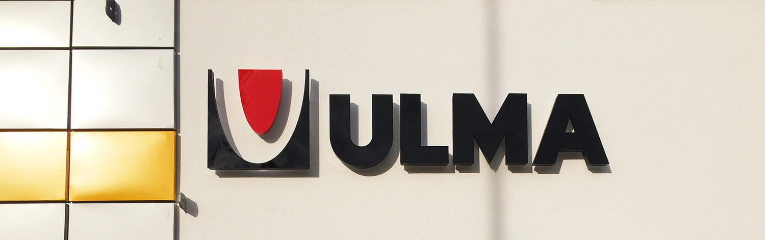 Ulma - Ulma - przestrzenne litery świetlne z efektem halo