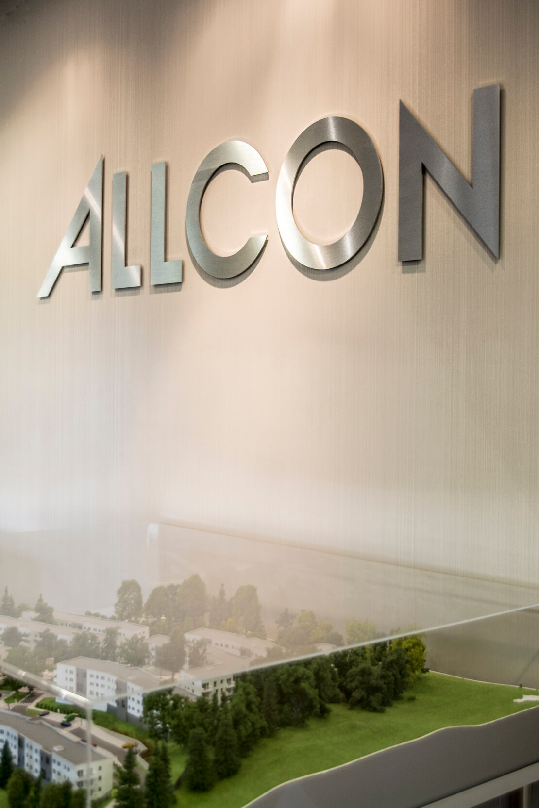 Allcon - Allcon - przestrzenne litery metalowe