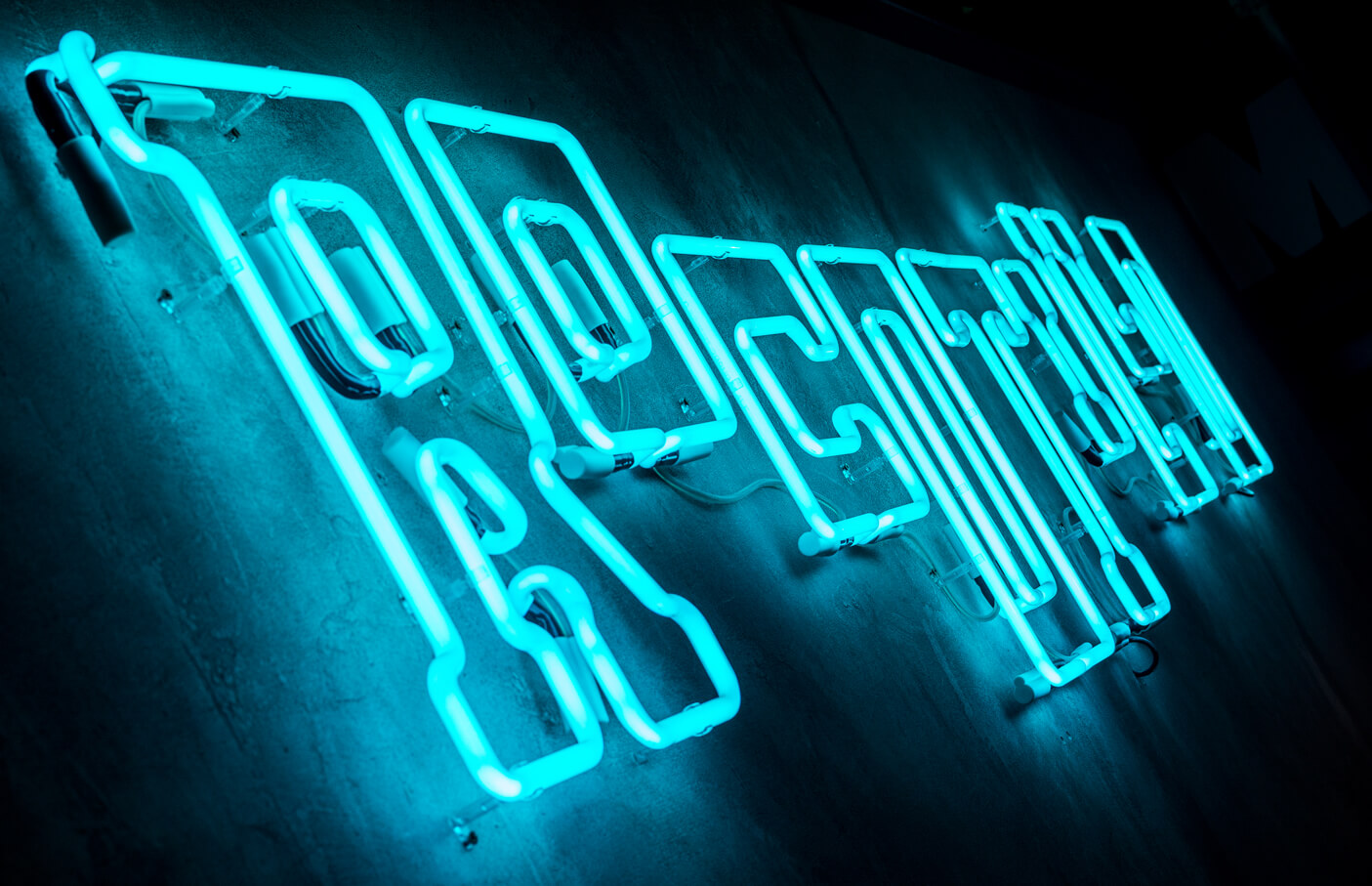Rocotilli - neon-rocotillo-neon-on-the-wall-interior-restaurant-neon-mounted-to-the-wall-neon-over-tables-neon-illuminated-neon-on-the-wall-concrete-neon-glass-neon-logo-sign