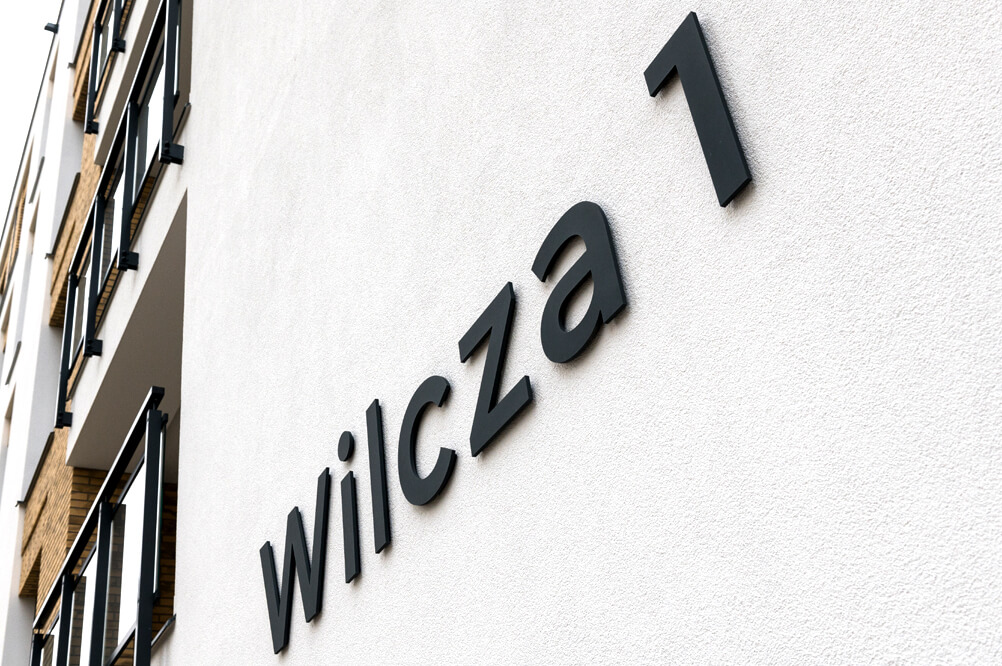 wolcza-1-Buchstaben-Name-der-Straße-Buchstaben-mit-Name-der-Straße - wolcza-1-letter-street-name-letter-with-name-street-building-identification-building-police-numbers